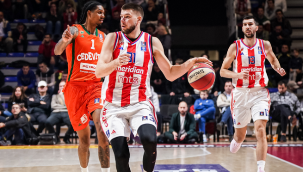 R. Giedraitis pranoko P. Valinską, o „Crvena Zvezda“ įveikė „Borac“