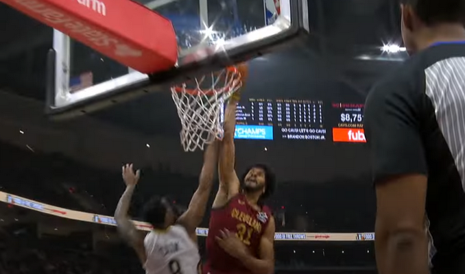 Gražiausias NBA nakties epizodas - galingas J. Alleno dėjimas (VIDEO)