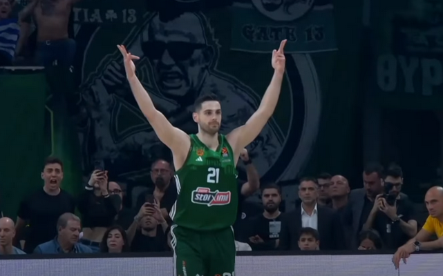 „Panathinaikos“ suspendavo I. Papapetrou