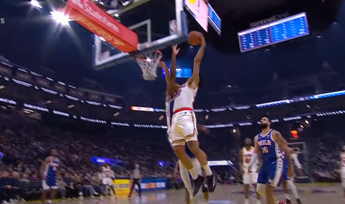 Gražiausias NBA nakties epizodas - galingas T. Jacksono-Daviso dėjimas (VIDEO)