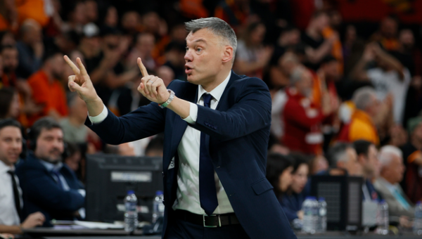 „Fenerbahče“ įveikė „Galatasaray“ su T. Wallace'u