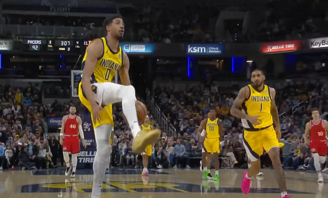 Gražiausias NBA nakties epizodas - efektinga „Pacers“ žaidėjų ataka (VIDEO)