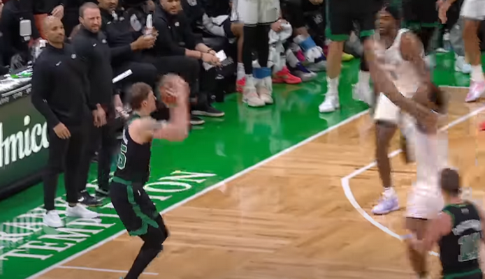 Gražiausias NBA nakties epizodas - B. Scheiermano tritaškis paskutinėmis sekundėmis (VIDEO)