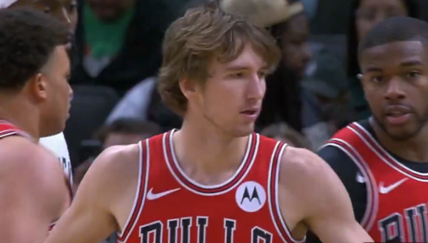 „Bulls“ krito prieš „Cavaliers“, o M. Buzelis buvo vienas iš komandos lyderių