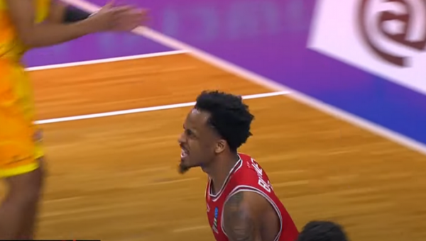 „Hapoel“ pratęsė sutartį su A. Blakeney