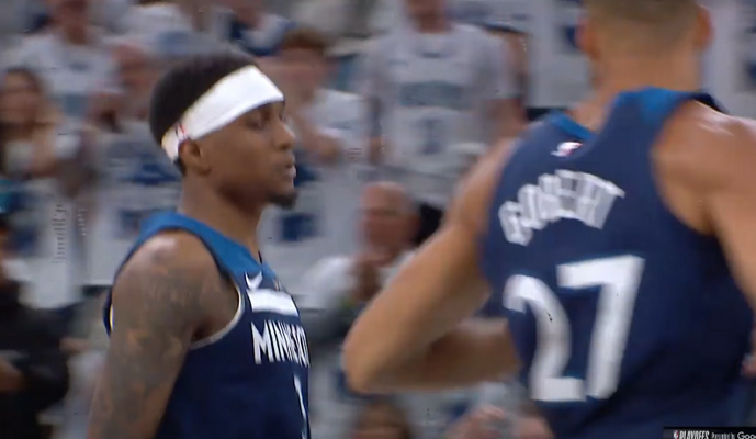 „Warriors“ nepasipriešino „Timberwolves“ (VIDEO)