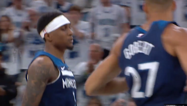 „Warriors“ nepasipriešino „Timberwolves“ (VIDEO)