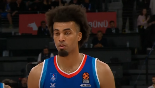 „Anadolu Efes“ tikisi išsaugoti penkis žaidėjus