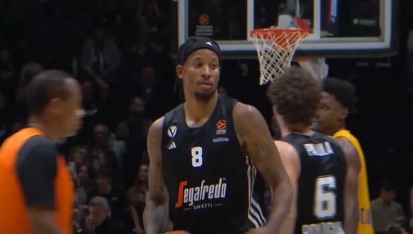 W. Clyburnas paliks „Virtus“ ekipą