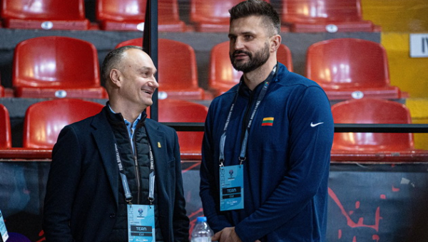 Apie J. Valančiūno ir T. Pačėso pokalbį užsiminęs L. Kleiza: „Šou tik prasideda“
