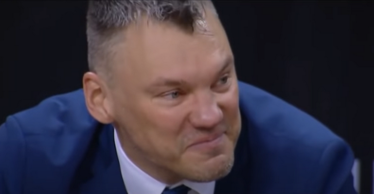 Atgal į praeitį: jausmingas Š. Jasikevičiaus epizodas, kuri sujaudino milijonus (VIDEO)
