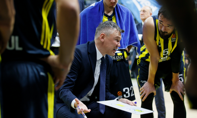 Ar „Fenerbahče“ treneris Š. Jasikevičius pirmąkart triumfuos Eurolygoje? (Apklausa)