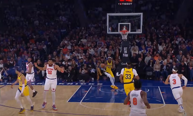 Gražiausias NBA nakties epizodas - P. Siakamo dėjimas po T. Haliburtono perdavimo (VIDEO)