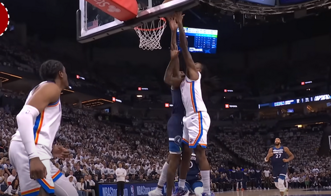 Gražiausias NBA nakties epizodas - efektingas J. McDanielso blokas (VIDEO)