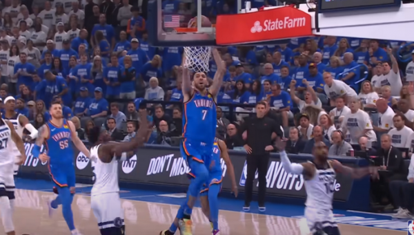 Gražiausias NBA nakties epizodas - įspūdingas Ch. Holmgreno skrydis (VIDEO)