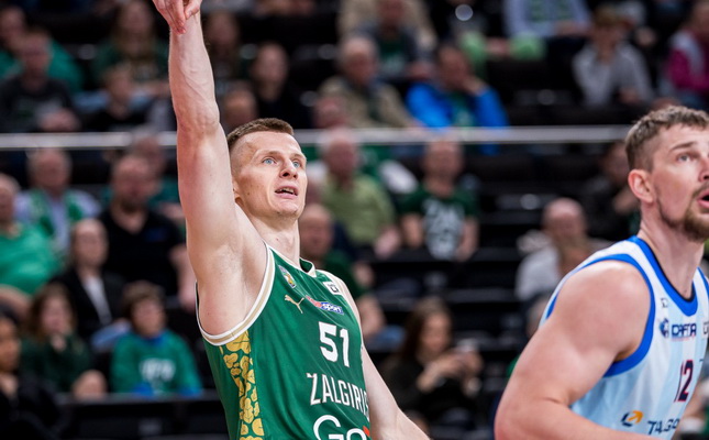 Po pertraukos atgal nesižvalgęs „Žalgiris“ – per pergalę nuo finalo