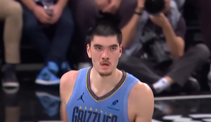 „Grizzlies“ milžinui prireiks operacijos