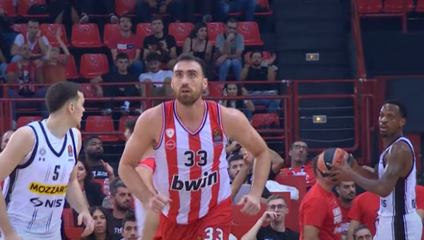 N. Milutinovas - persigalvojo: lieka „Olympiacos“ klube