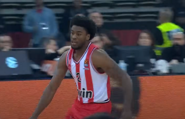 M. Wrightas atsisveikino su „Olympiacos“