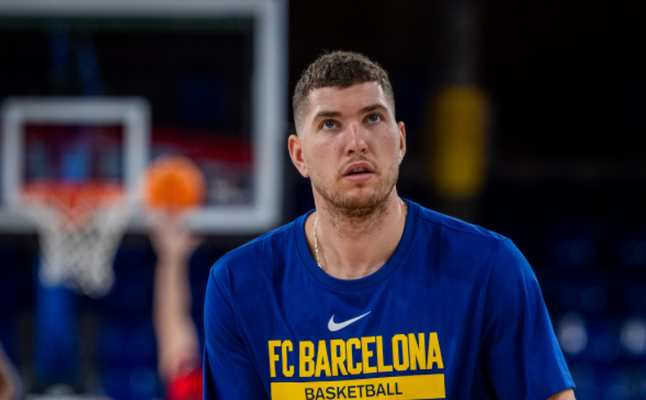 „Barcelona“ pratęsė sutartį su J. Parra