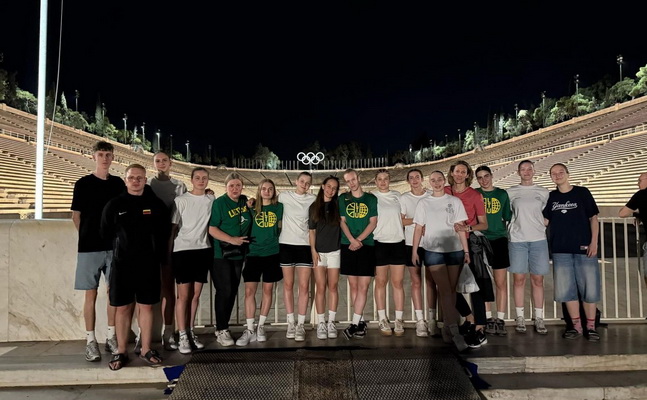 Lietuvos U18 merginų rinktinė ruošiasi Europos čempionatui: pasitikrino jėgas su graikėmis