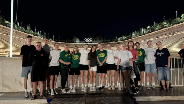 Lietuvos U18 merginų rinktinė ruošiasi Europos čempionatui: pasitikrino jėgas su graikėmis