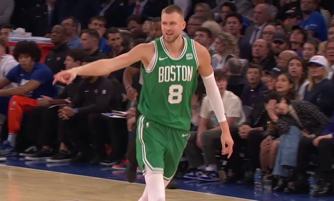 K. Porzingis po mainų keliasi į Atlantą
