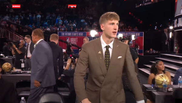 Paaiškėjo, kokį atlyginimą „Heat“ klube gaus K. Jakučionis 