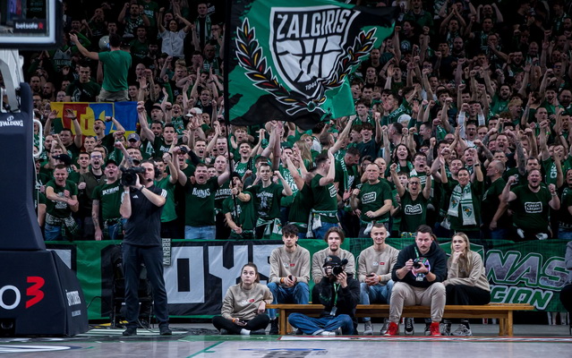 „Žalgirio“ fanai nerimauja: „Vienas treneris komplektavo, kitas treniruos“