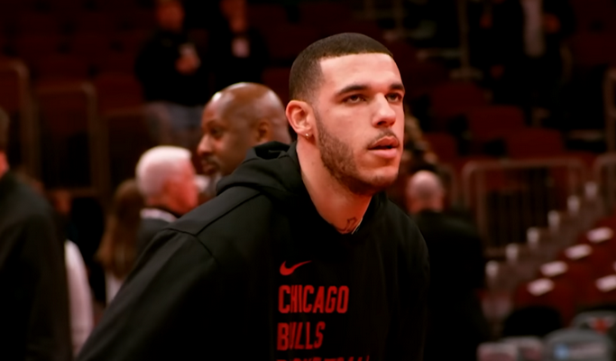 „Bulls“ siunčia L. Ballą į „Cavaliers“