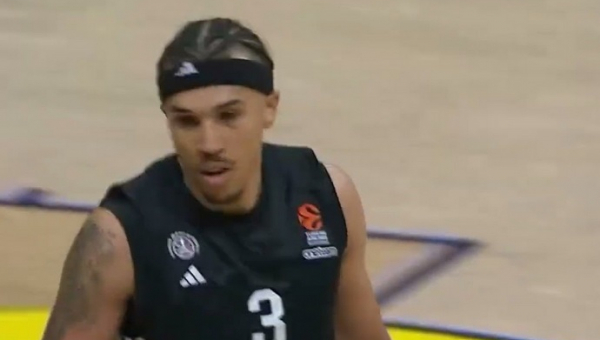 Oficialu: T. Wardas keliasi į „Olympiacos“