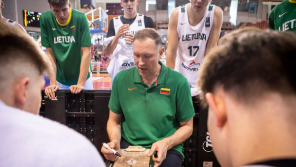 Lietuvos 20-mečių rinktinei nepavyko pergalingai pradėti Europos čempionato