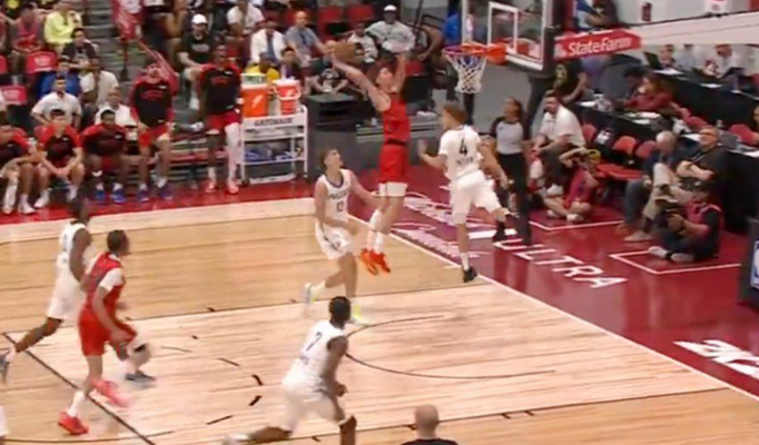 NBA „Vasaros lygoje“ – įspūdingas M. Buzelio pasirodymas (K. Jakučionis nerungtyniavo)