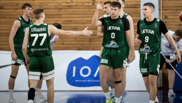 Lietuvos 20-mečių rinktinė nugalėjo Lenkiją ir žengė į Europos čempionato ketvirtfinalį