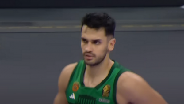 „Panathinaikos“ išsaugojo turką