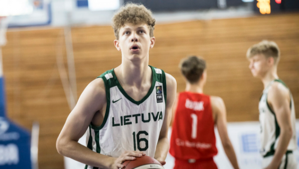 „Žalgiris“ pasirašė sutartį su S. Štombergo sūnumi