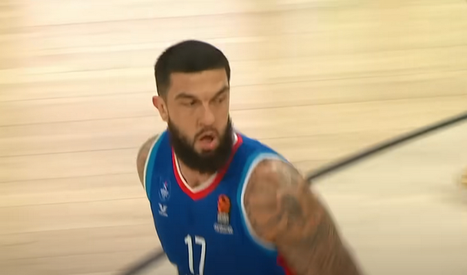 Smūgis „Anadolu Efes“: V. Poirier ilgam iškrito iš rikiuotės