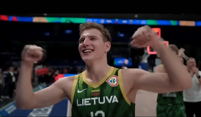 Šiurpuliukų dozė: „Gidranity“ pristato klipą apie Lietuvos rinktinę (VIDEO)