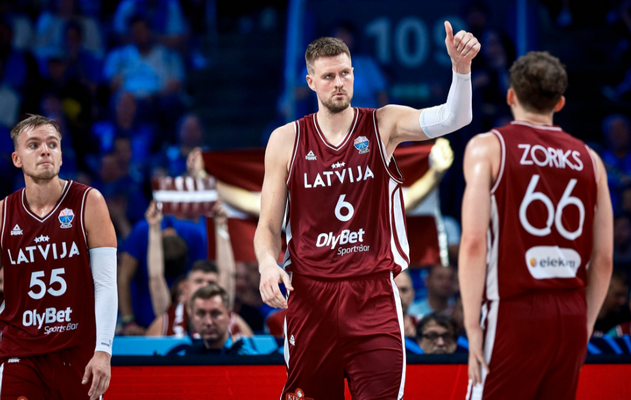 Latvija iškovojo pirmąją pergalę Europos čempionate: nugalėjo estus