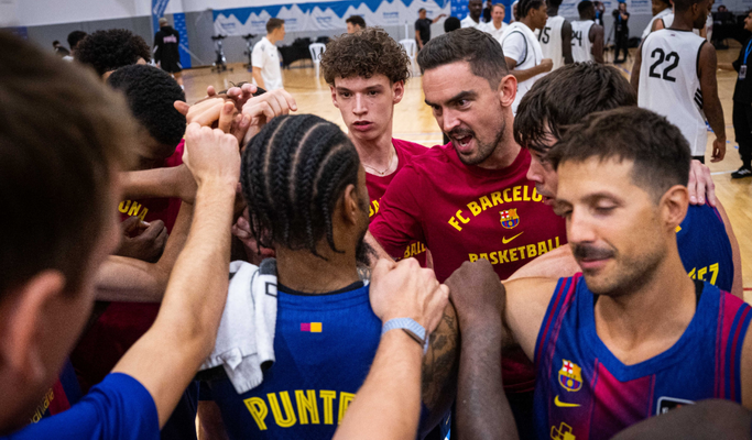 „Barcelona“ kontrolinėse rungtynėse įveikė „Paris“