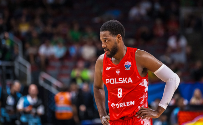 Oficialu: J. Loydas keliasi į „Anadolu Efes“