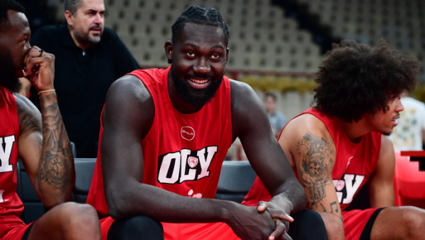 „Olympiacos“ atsisveikino su K. Koumadje