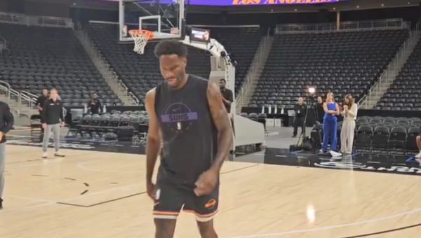 A. Marčiulionis progos nesulaukė, o „Lakers“ krito prieš „Suns“ (VIDEO)