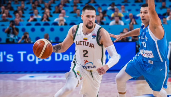 M. Normanto ekipa pralaimėjo Badalonos klubui (L. Beliausko ekipa nusileido Milano komandai)