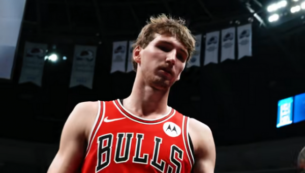 NBA starte – rezultatyvus M. Buzelis ir „Bulls“ pergalė