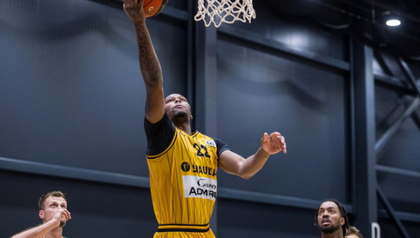 Iš dviženklio deficito išlipę šiauliečiai įspūdingu ketvirtuoju kėliniu parbloškė „Neptūną“