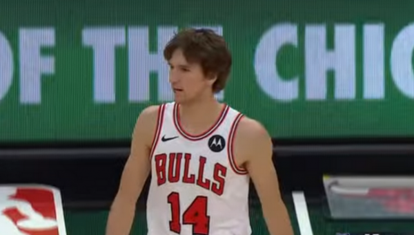 „Bulls“ pergalių serija nutrūko Niujorke (VIDEO)