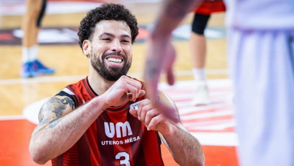 „Juventus“ lyderis keliasi į Europos taurės klubą