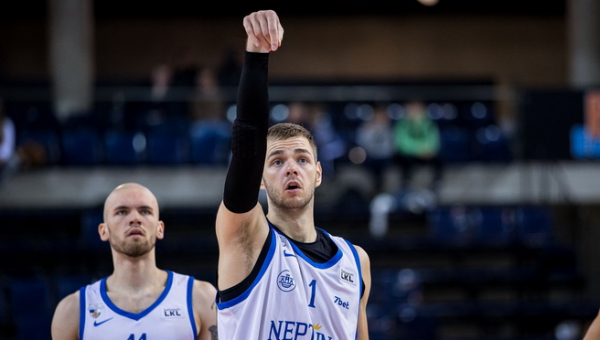 D. Tarolis nepraranda kovinės dvasios: „Turime išgyventi ir nepasiduoti“