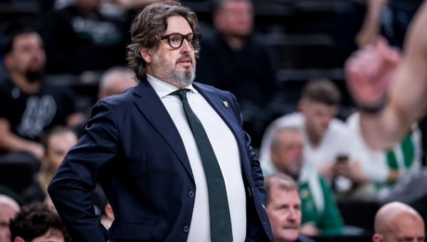 Ant A. Trinchieri stalo - solidus turkų pasiūlymas: ką pasirinks italas?